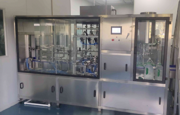 300桶/小時直線灌裝設備